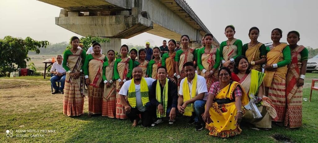 f915ab16 3bb0 4f48 a97e e3ea98a344a8